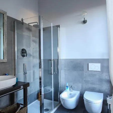 Close To Food And Shopping Apartment Bologna